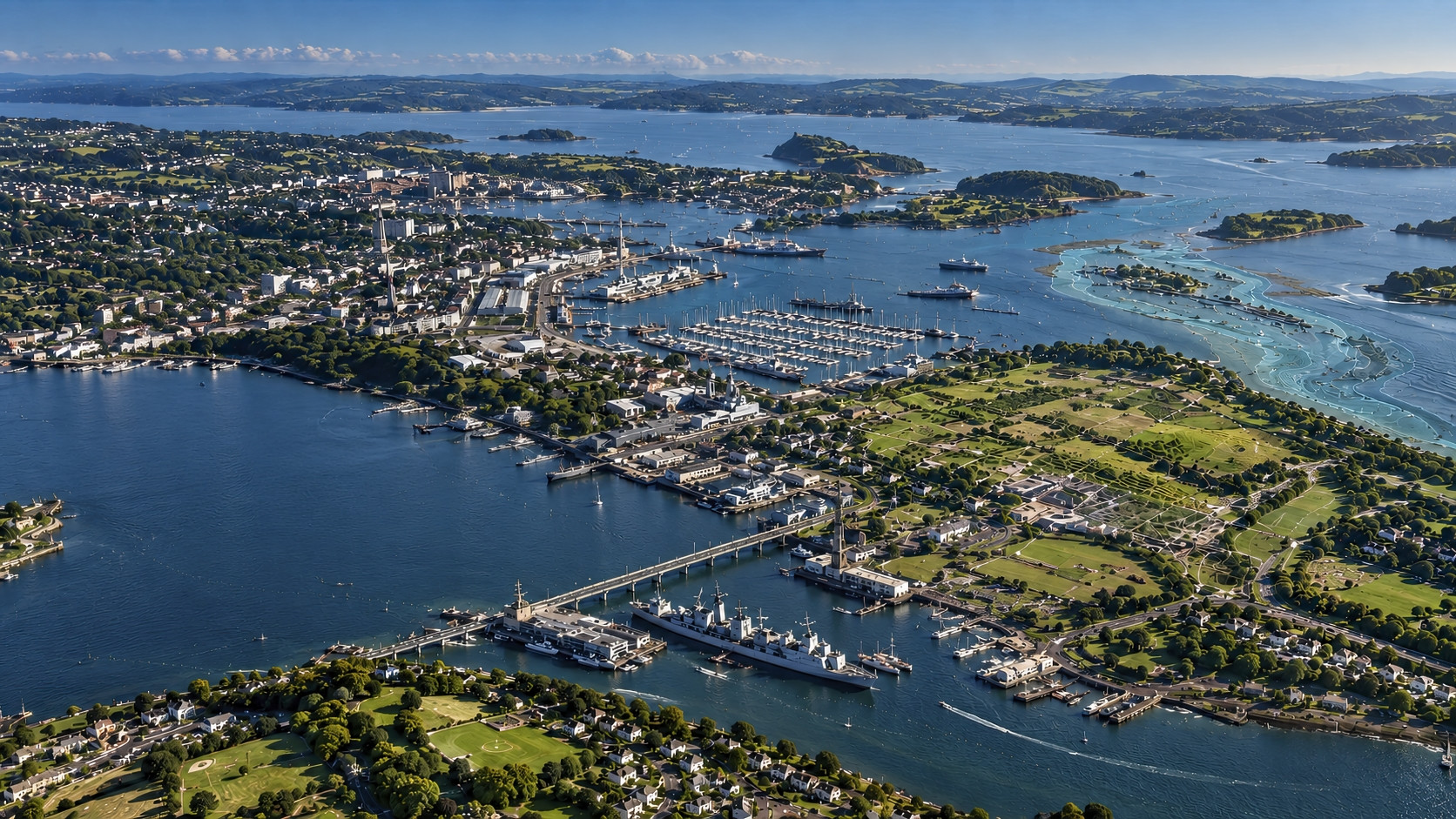 Approved Plymouth estuary concept, showing a major urban waterfront, marina, strategic land and infrastructure.